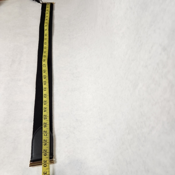 Size M Belt Interlock Stretch Belt Vegan leather Black Gold color RALPH LAUREN - Picture 11 of 13